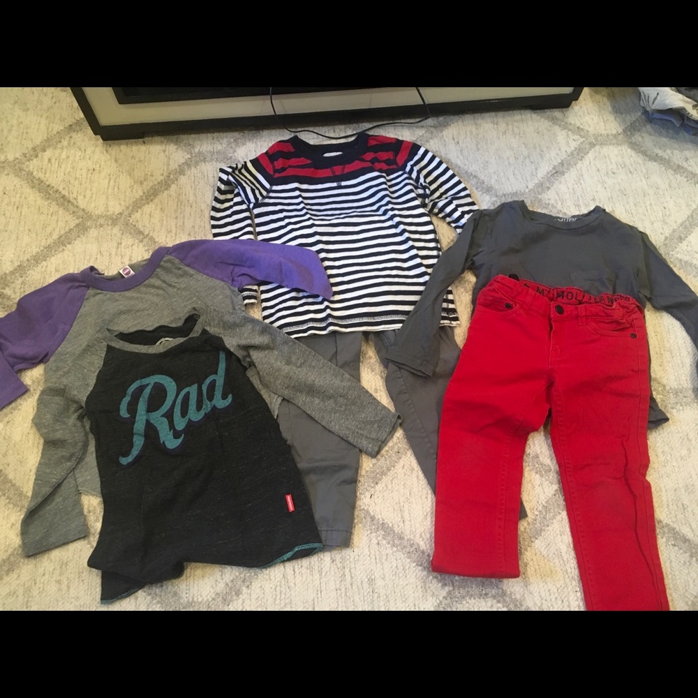 Lot of 3-5 year old clothing